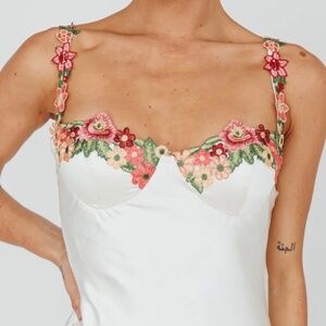 Selfie Leslie Rose Garden Floral Applique Midi Dress Oyster